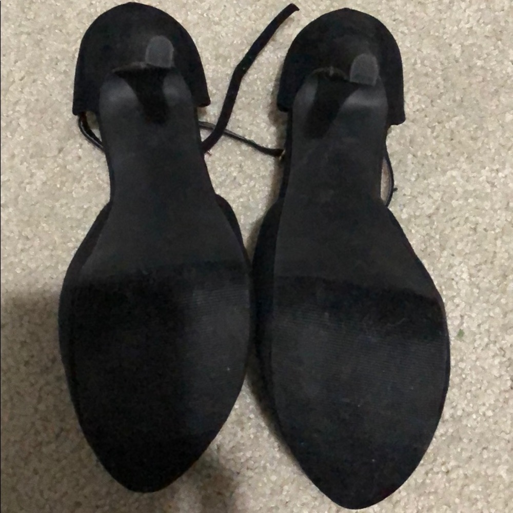 Shoes - Picture 5 of 5